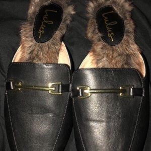 LuLus slides with fur size 9 brand new